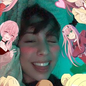 Meet your Posher, Samia